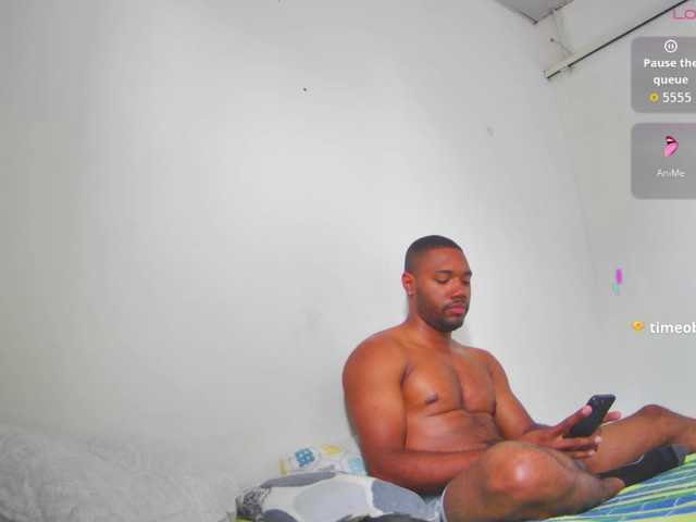 coffeewithmilk-1 live cam