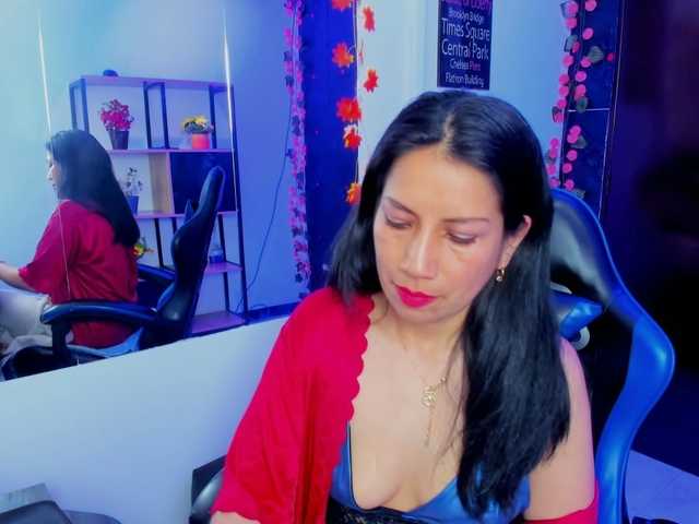 MeganCollins1 live cam on BongaCams