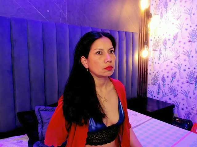 MeganCollins1 live cam on BongaCams