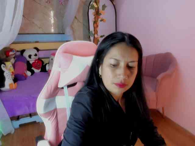 MeganCollins1 webcam