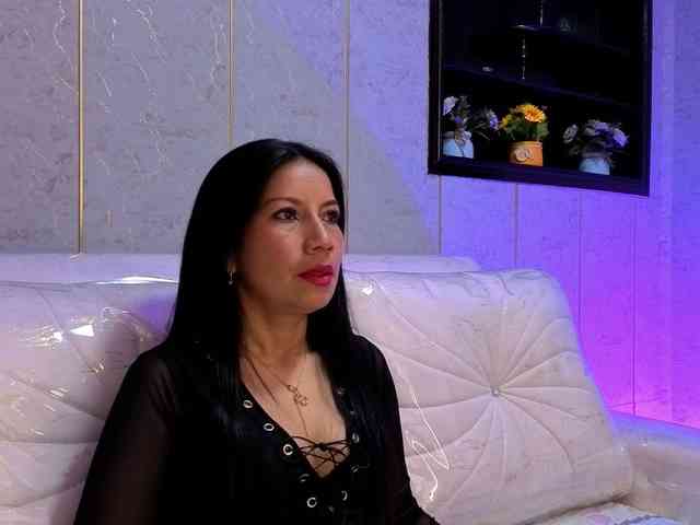 MeganCollins1 Live Webcam on BongaCams