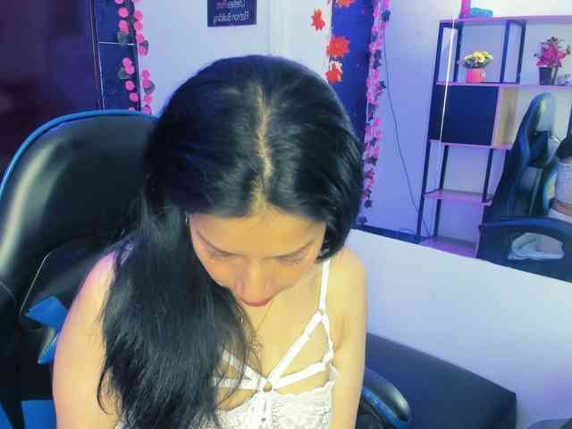MeganCollins1 webcam