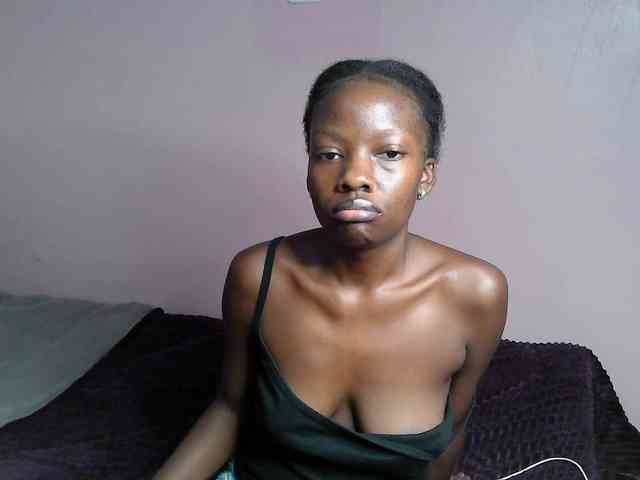 DiabolicalDiva webcam