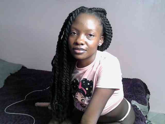 DiabolicalDiva webcam