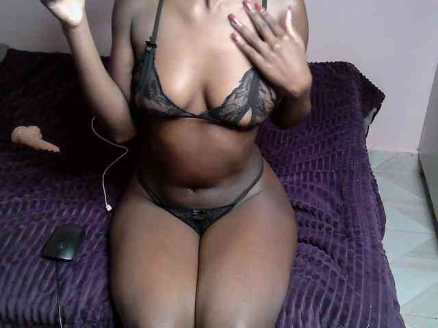 DiabolicalDiva webcam