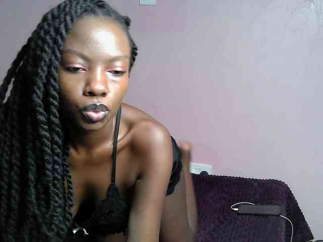 DiabolicalDiva webcam