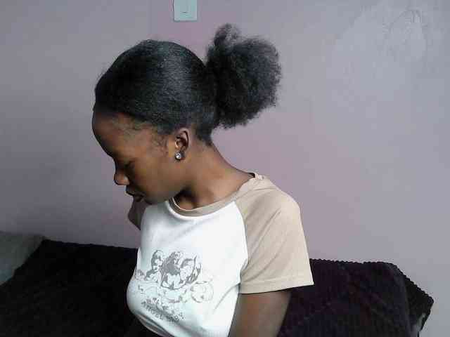 DiabolicalDiva webcam