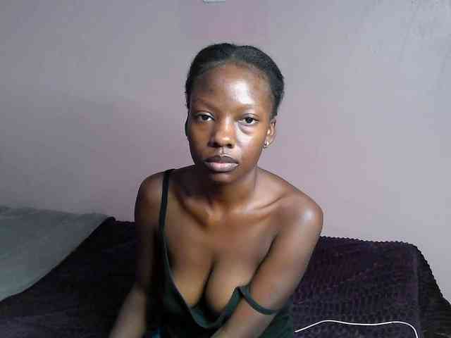 DiabolicalDiva webcam