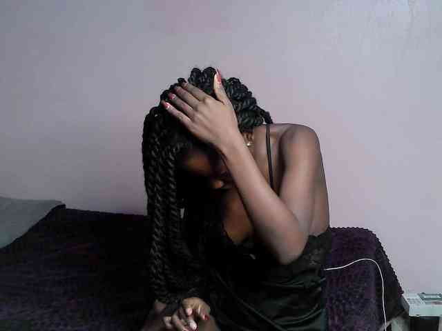 DiabolicalDiva webcam