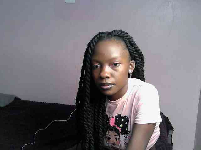 DiabolicalDiva webcam