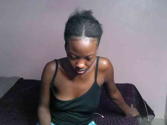 DiabolicalDiva webcam