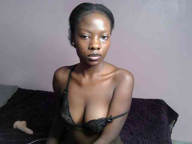 DiabolicalDiva webcam