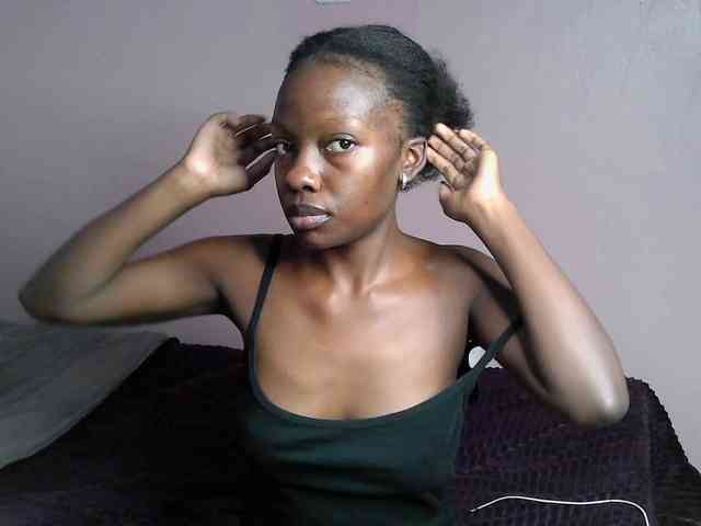 DiabolicalDiva webcam