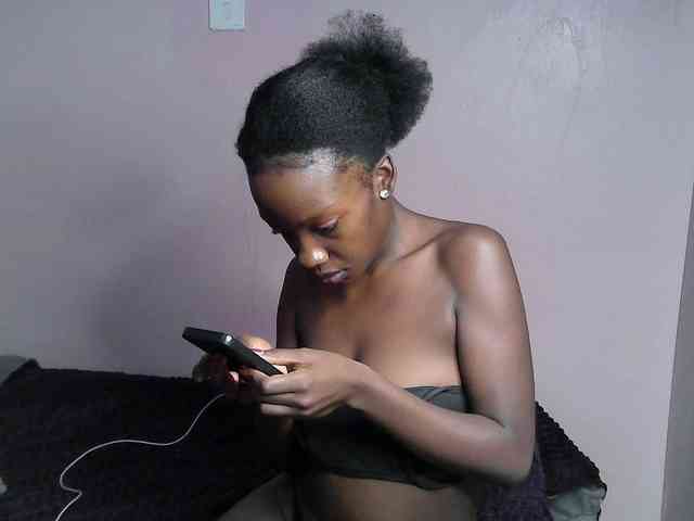 DiabolicalDiva webcam