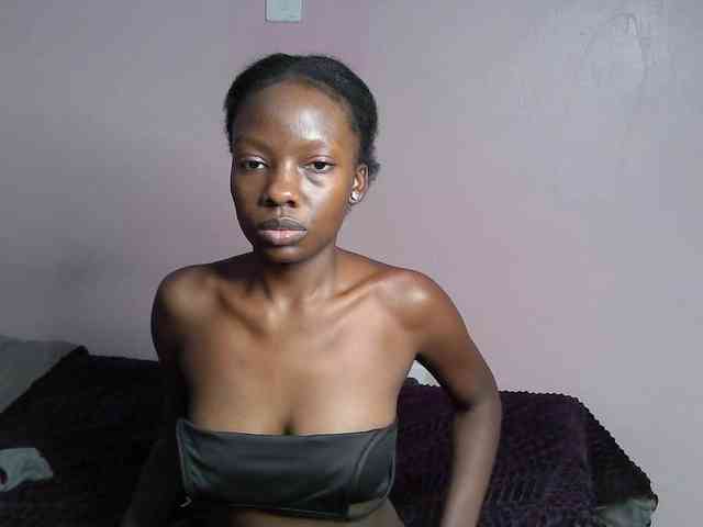 DiabolicalDiva webcam