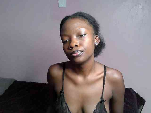 DiabolicalDiva webcam