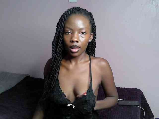 DiabolicalDiva webcam