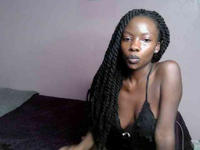 DiabolicalDiva webcam