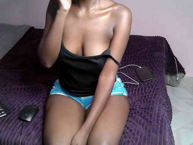 DiabolicalDiva webcam