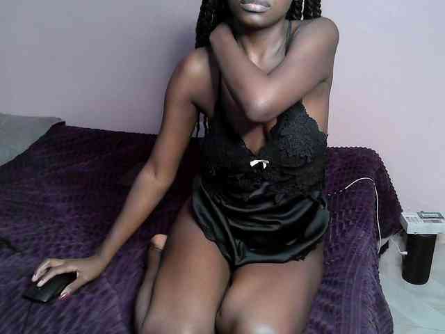 DiabolicalDiva webcam