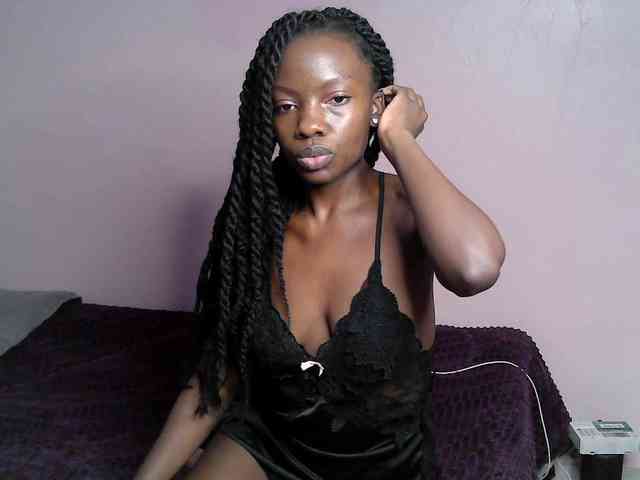 DiabolicalDiva webcam