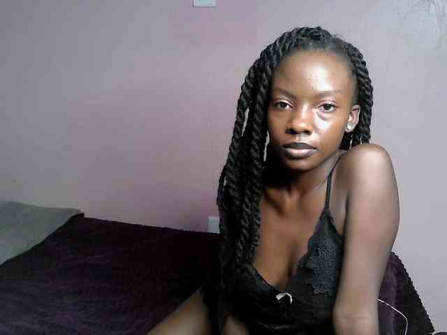 DiabolicalDiva webcam