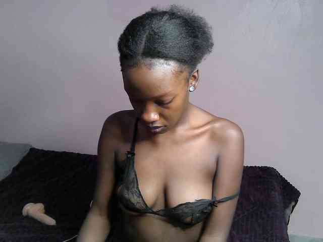 DiabolicalDiva webcam