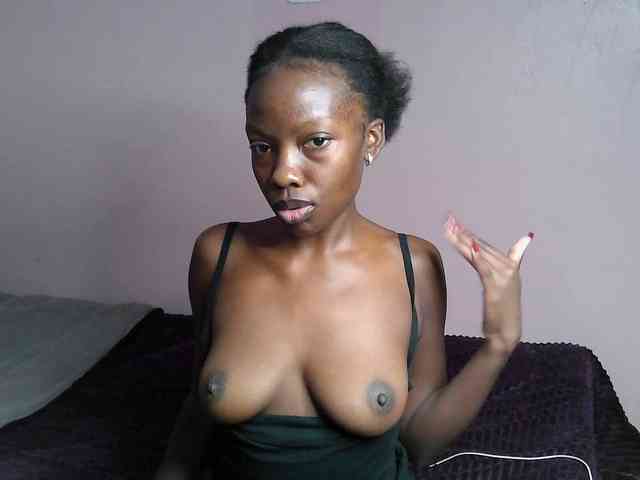 DiabolicalDiva webcam