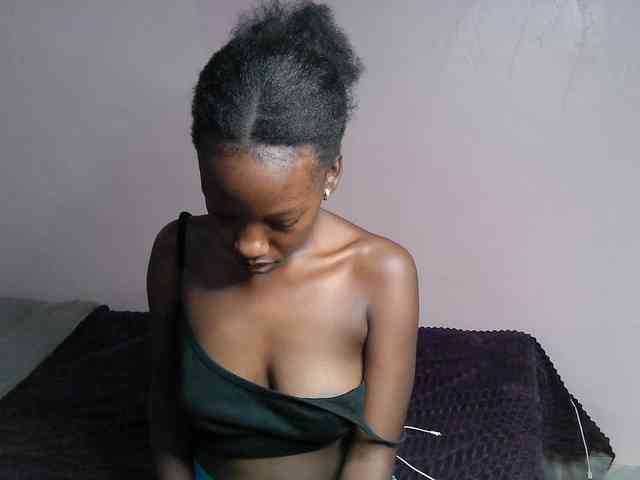 DiabolicalDiva webcam