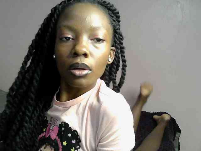 DiabolicalDiva webcam