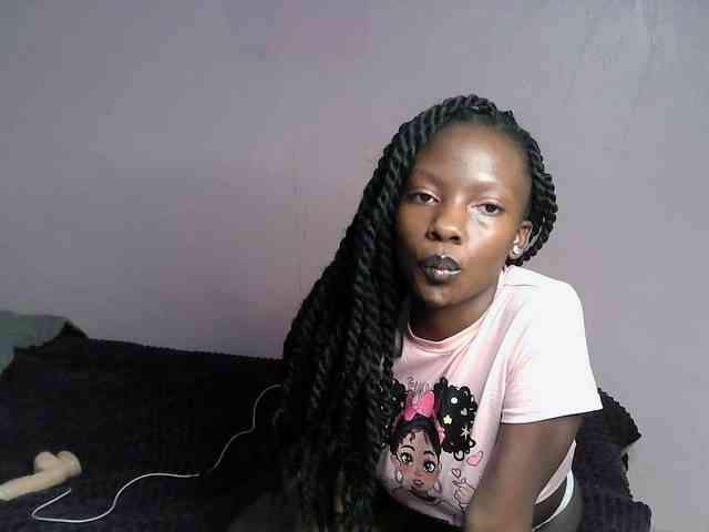 DiabolicalDiva webcam