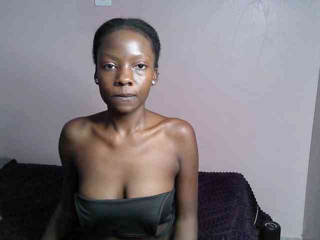 DiabolicalDiva webcam