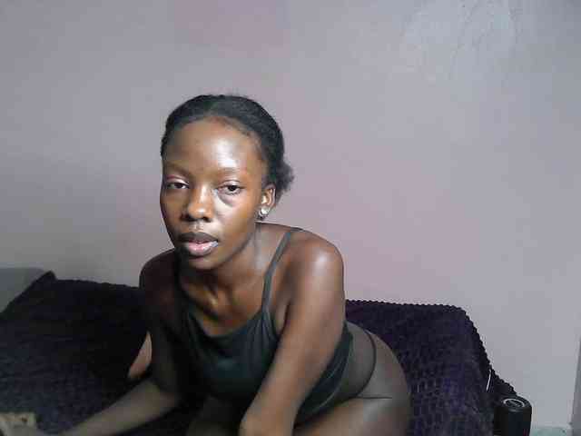 DiabolicalDiva webcam