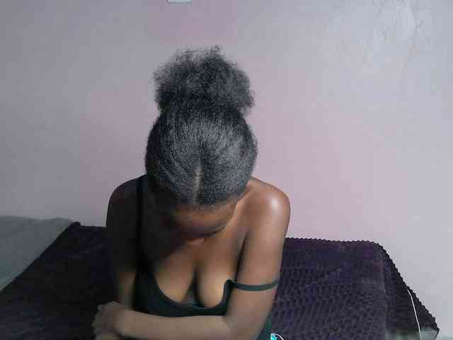 DiabolicalDiva webcam