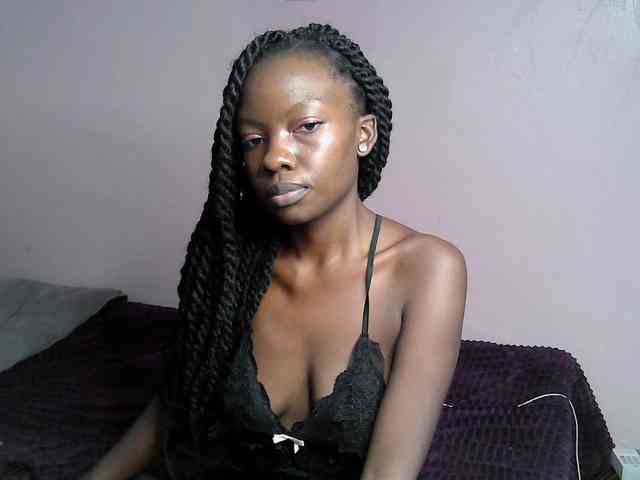 DiabolicalDiva webcam