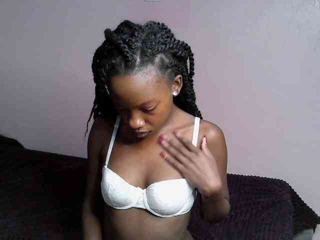 DiabolicalDiva webcam