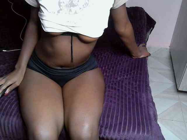 DiabolicalDiva webcam