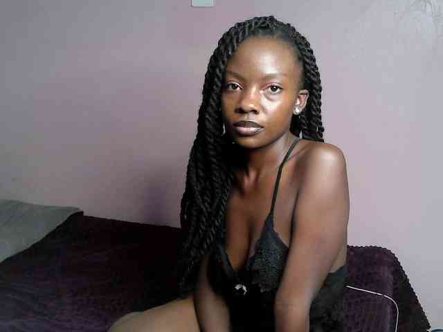 DiabolicalDiva webcam