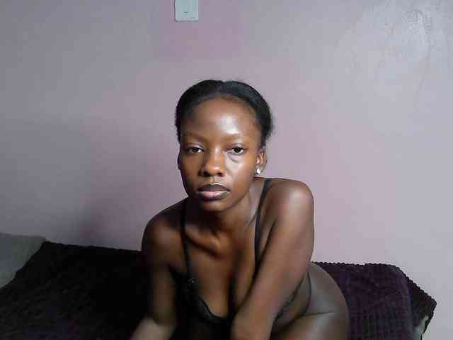 DiabolicalDiva webcam