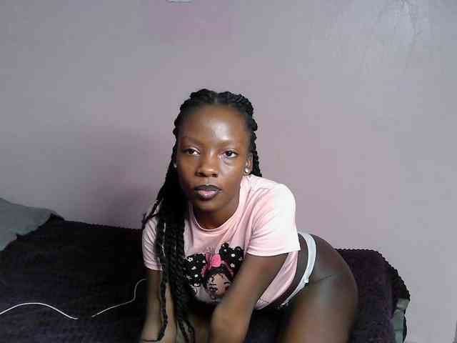 DiabolicalDiva webcam