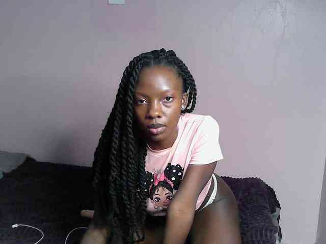 DiabolicalDiva webcam