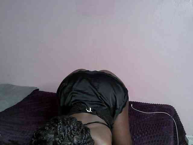 DiabolicalDiva webcam