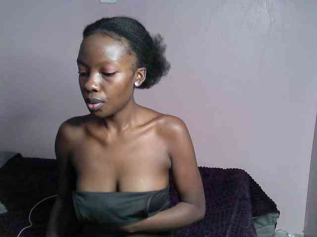 DiabolicalDiva webcam