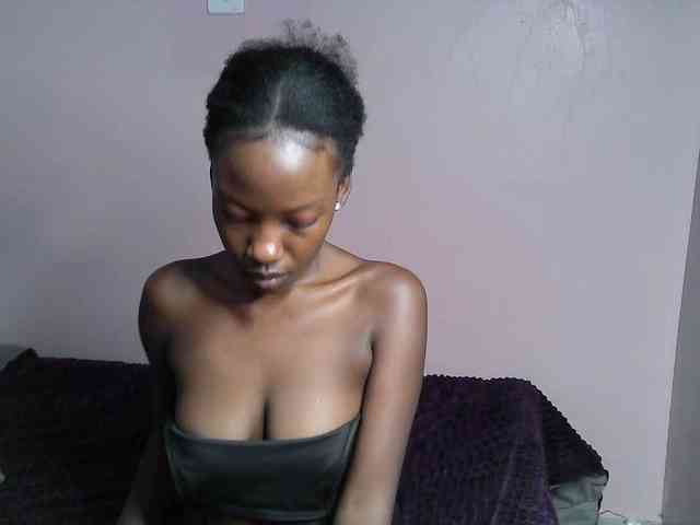 DiabolicalDiva webcam