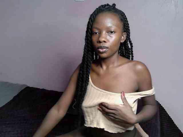 DiabolicalDiva webcam