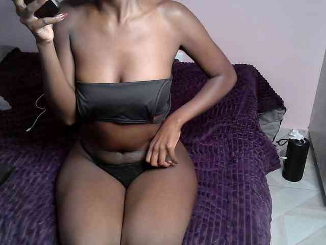 DiabolicalDiva webcam