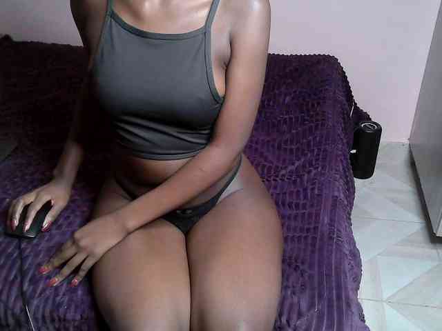 DiabolicalDiva webcam