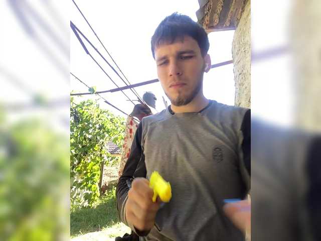 VMvano