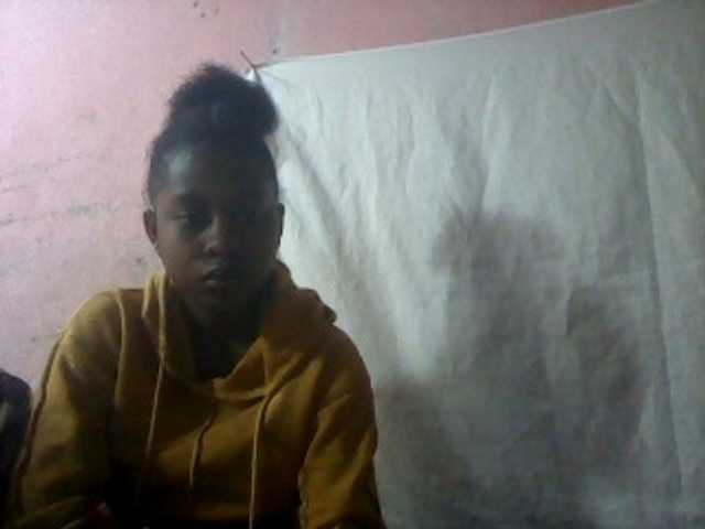 mmelodie webcam