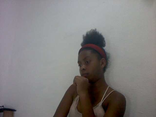 mmelodie webcam